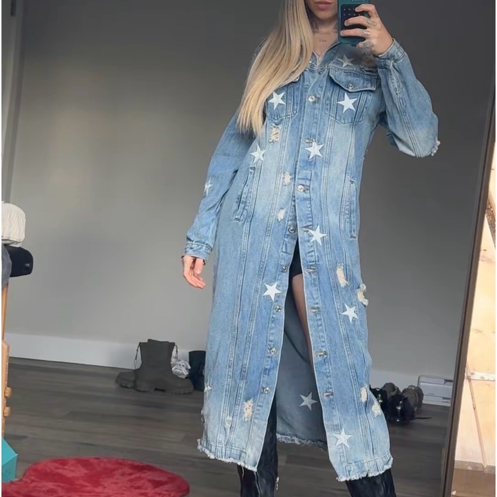 Star-Print Light Blue Long Denim Jacket
